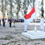 Lestarikan Warisan Budaya, ASN Pemkab Samosir Kompak Kenakan Batik Motif Ulos