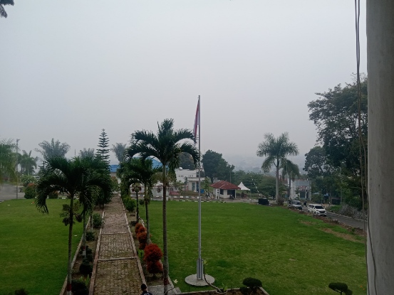 Kabut Kian Pekat di Balige, Warga Khawatir Kualitas Udara dan Dampak Kesehatan