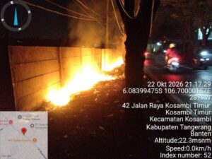 Cegah Kebakaran, PLT Camat Kosambi dan Polisi Respons Keluhan Pembakaran Sampah