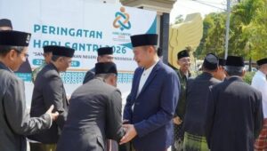 60 Ribu Santri Perkuat Tradisi Pesantren, Lamongan Siapkan Generasi Indonesia Emas