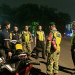 Giat Patroli Malam, Peran Mitra Jaya dan Koramil 05/Bantar Gebang Menjaga Kamtibmas di Wilayah Binaan