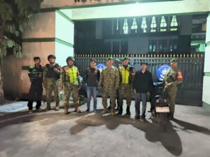 Rutin Patroli Malam, Koramil 02/Pondok Gede dan Aparat Keamanan Jamin Keamanan Wilayah Binaan