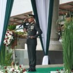 Upacara HUT ke-81 TNI di Jakarta Utara, Dandim 0502/JU Bacakan Amanat Panglima TNI Dihadapan Forkopimko Plus