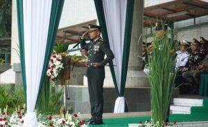 Upacara HUT ke-81 TNI di Jakarta Utara, Dandim 0502/JU Bacakan Amanat Panglima TNI Dihadapan Forkopimko Plus