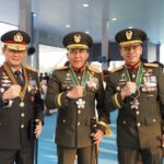 Pangdam Jaya Hadiri Upacara HUT ke-81 TNI dan Terima Ucapan dari Kapolda Metro Jaya