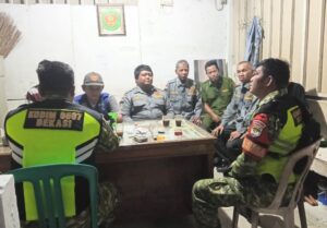 Wujudkan Keamanan, Koramil 01/Kranji dan Aparat Gabungan Gelar Patroli Malam