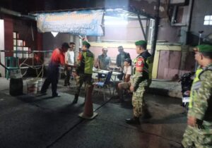 Antisipasi Tindakan Kriminalitas, Koramil 04/Jati Asih Pantau Kamtibmas Malam Hari di Wilayah Binaan