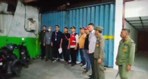 Cafe Arjuna Bravo Surabaya Disegel Satpol PP, Diduga Tak Berizin